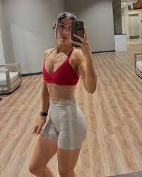 Luisa R